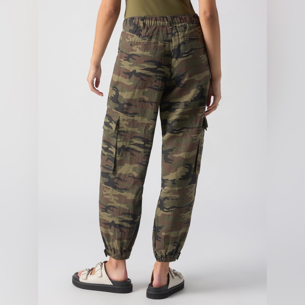 Sanctuary Standard Surplus Cargo Camo Pants, Size 28 - Picture 8 of 12